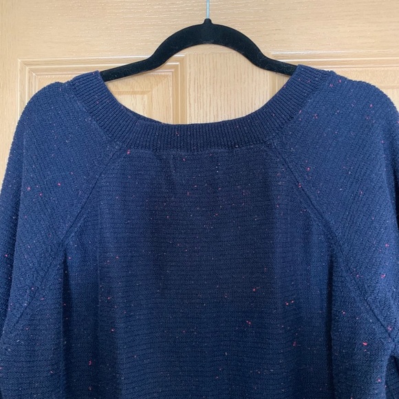 Blue with red speckled crew neck sweater - Picture 7 of 7